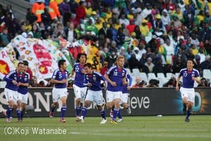 「FWを2セット用意して前後半で使い分ける」「日本もイタリアも下馬評が低い時ほど躍進」【ワールドカップ組み合わせ決定!　マクロとミクロの視点からのカタール大会の「激論」】(5)の画像