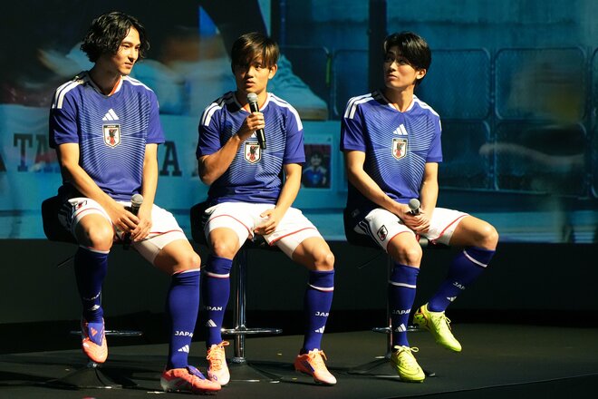 ｢JO1｣と｢INI｣の新ユニットとイケメン対決！ 南野＆久保＆中村の新コンビ“タキタケイト”が日本代表“新ユニフォーム姿”で｢自分の限界を超える！｣の画像022