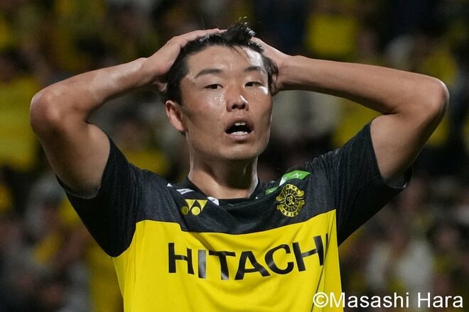 柏はFW垣田＆細谷を｢W起用｣も…広島は元柏FWが｢強さ｣を発揮！｢見応えのある試合｣｢日本トップレベルのサッカー｣両監督が自画自賛した熱戦【柏レイソルｖｓサンフレッチェ広島】激闘PHOTOギャラリーの画像008