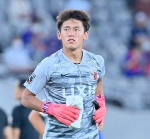 ザーゴが導く鹿島の“新常勝時代”！「GK沖悠哉の好セーブ連発」で4年ぶり6連勝の画像