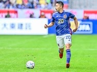 「英語頑張ってるやん！」英2部でプレーの坂元達裕が英語でメッセージ！「僕らの小さな魔法使い」「ほとんどのイギリス人より上手に英語を話すね」などピッチ内外の姿に高評価の画像