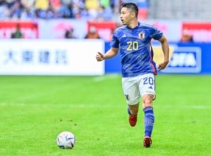 「英語、現地の人みたいで上手！」負傷から復帰の日本代表DF中山雄太の会見が話題！「めっちゃ英語の発音がキレイ」「髪型可愛すぎん??」などの声の画像