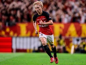 「ジャッジリプレイを待ちます」浦和レッズMF小泉佳穂がリンセンの決定機について語る。伊藤敦樹の活躍には「さすが敦樹という感じで、普通に叫んでいました（笑）」と笑顔の画像