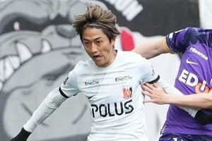 ｢完成度が低い｣J2千葉に勝利、ロドリゲス新監督が率いるJ1 柏のキーマンは｢浦和からの新戦力｣小泉佳穂【Jリーグ開幕直前、2つのカップ戦から見えた｢2025新シーズン｣の行方】(1)の画像