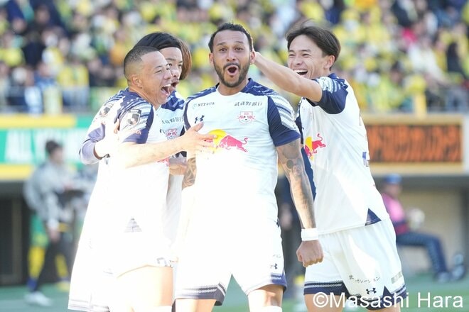 フクアリの奇跡！スタジアムで奇跡と悲劇が交錯！熱狂と興奮、歓喜と落胆…歴史的大逆転の90分を現地カメラマンが振り返る【ジェフユナイテッド千葉vsRB大宮アルディージャ】激闘PHOTOギャラリーの画像004