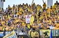 【仙台サポーターアルバム(1)】千葉戦に2000人が駆け付けたベガルタ仙台のサポーター写真99枚！ 雨中で声援鳴り響かせた「ジェフユナイテッド千葉ーベガルタ仙台」の画像051