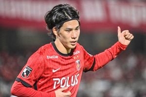 【J1分析】小泉佳穂「レッズの中盤王」復活！江坂任との共存は？【浦和レッズ「新たなる希望」(1)】の画像