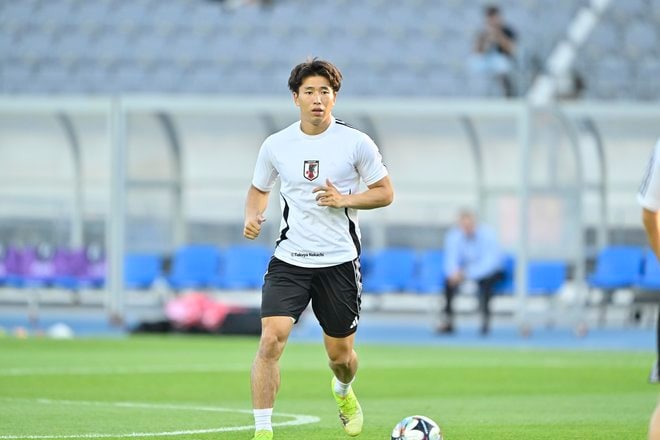 【山田新アルバム】川崎フロンターレFW山田新の中国戦での写真19枚！ 日本代表2ndユニフォームを着用した貴重姿「日本代表ー中国代表」の画像012