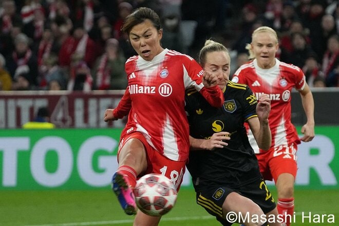 【画像19枚】なでしこの至宝から欧州女王へ！アジア杯優勝の谷川萌々子とマンU宮澤ひなたが欧州CLで激突！バイエルン熱狂の夜を現地撮の画像015