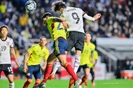 「ラブリーなグラフィック」「称えるべき」サッカー日本代表MF・三笘薫所属ブライトンの奮闘ぶりやアーセナルの継続性がわかるプレミアリーグ「動く順位表」の画像