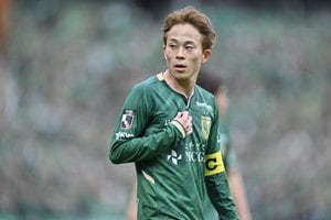 ｢ファーストタッチうま｣東京Vの新10番MF森田晃樹の完璧トラップ→絶妙アシストに ｢堪らんなーこれ｣！アカデミー出身ホットラインに｢ファンとして誇らしい瞬間｣の画像