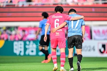 画像・写真：試合後には涙の挨拶も……登里享平が15年所属した古巣との初