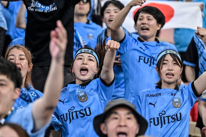【サポーターアルバム】ACLE決勝に駆け付けた川崎サポーターは衝撃の700人！ 現地で声援を送ったサポーター写真81枚「アル・アハリー川崎フロンターレ(3)」の画像032