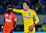 「大好き」「かっこよくてやばいです」伊東純也の新たな「暗髪センター分け」にファン歓喜! ドイツ在住・日本人美容師の投稿が話題にの画像