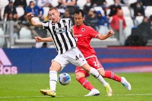 サッカー日本代表・吉田麻也が今季2点目!インテルに続きユベントスからもゴール!イタリア代表DFに競り勝った「とんでもないヘディング弾」とは?の画像