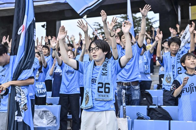 【サポーターアルバム】平日のナイトゲームに2万302人が来場！ 熱すぎる川崎フロンターレのサポーターの試合前の写真71枚！「川崎フロンターレー浦和レッズ」の画像052