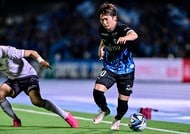 高温多湿の難ゲームでの「戦術・大迫」のワンマンショー【川崎相手の神戸FW大迫勇也に見る「ポストプレー」の奥深さ】(1)の画像