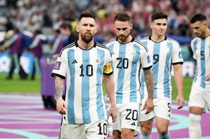 2得点リオネル・メッシが悲願のワールドカップ初優勝！ アルゼンチン代表が36年ぶりの栄誉…フランスに追いつかれるもPK戦を4―2で制すの画像