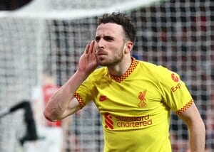 ｢ここを射抜く｣!?リバプールFWの｢技ありゴール炸裂｣でアーセナル撃破!サッカー日本代表・南野拓実がベンチ入りした試合で決まったポルトガル代表FWの｢先制ゴール｣とは?【動画】の画像