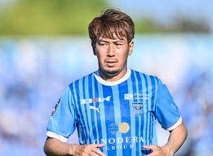 「福森はロスインゴやったんか!!!」J1横浜FC福森晃斗の「ハマブルー覆面」に各方面から賛辞！「これはすごい！」「素晴らしいコラボレーション！」などの声の画像
