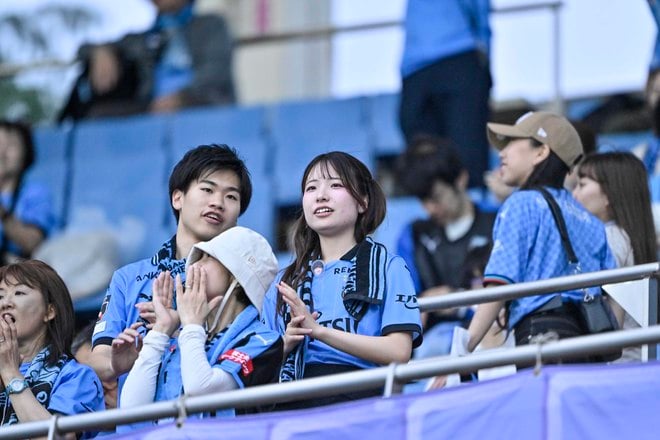 【サポーターアルバム】平日のナイトゲームに2万302人が来場！ 熱すぎる川崎フロンターレのサポーターの試合前の写真71枚！「川崎フロンターレー浦和レッズ」の画像006
