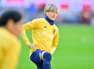 元同僚は「竹内涼真?」とコメント! 元サッカー日本代表MF清武弘嗣がセレッソ大阪の「新ユニフォーム"モデル写真"」を公開…ファンからは「めっちゃ似合ってます」の声あがるの画像