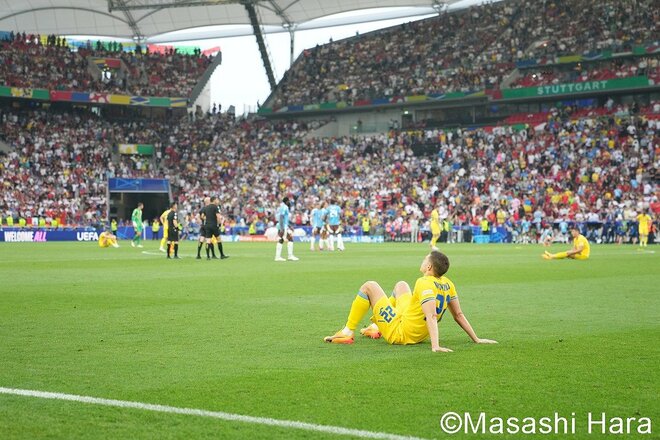 【UEFA　EURO2024現地撮】天才デ・ブライネがフリーキック、スルーパスから得点を狙うも…全チームが勝点4で並ぶ大混戦！敗退が決まったのは…【ウクライナ代表vsベルギー代表】PHOTOギャラリーの画像009