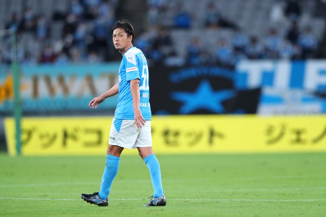 J2静かな幕開けの中の想定外!(1)敵地・沖縄で惜敗!!「シュート5倍」磐田・遠藤保仁が語った「敗因」【戸塚啓のJ2のミカタ】の画像