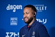 パリ・サンジェルマンが浦和レッズに3-0の快勝!! フランス代表FWキリアン・ムバッペは1ゴール、アルゼンチン代表リオネル・メッシとブラジル代表ネイマールが｢天皇杯王者｣に｢違い｣を見せつけるの画像
