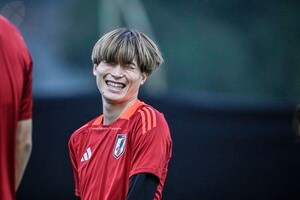 「あ、もう馴染んでる」フランス新天地デビューFW古橋亨梧の大はしゃぎ“歓喜のクラップ”に反響！「キャラ良すぎて最高」「どこに行っても愛される人柄」の声の画像