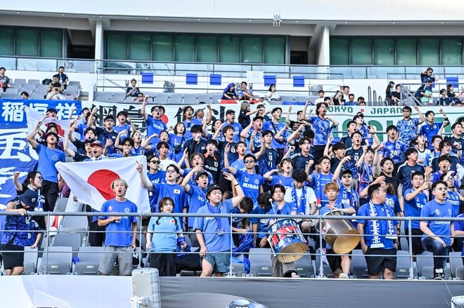 【サポーターアルバム】サッカー日本代表の中国戦完封勝利を支えたサポーター写真63枚！ 韓国・龍仁に駆け付けた現地観客席ショット「日本代表ー中国代表」の画像058