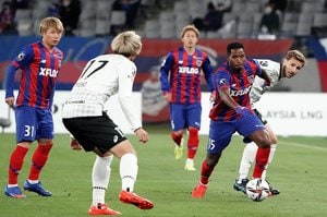 PHOTOギャラリー「ピッチの焦点」【明治安田Ｊ１リーグ　第３節　ＦＣ東京ｖｓヴィッセル神戸　２０２１年３月１０日　１８：０３キックオフ】の画像