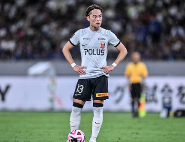 浦和レッズ 渡邊凌磨 小泉佳穂 小泉佳穂と渡邊凌磨の前育コンビは浦和レッズを高みへ導くか(2