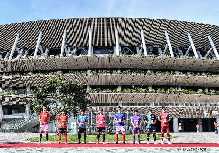 大住良之の｢この世界のコーナーエリアから｣第176回｢クラブ名が駅名に？｣(1)国立競技場｢命名権｣契約で駅名はどうなる？日本の｢2大スタジアム駅｣と世界の｢伝説スタジアム駅」