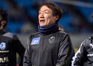 「何て美しいゴールなんだろう」J2長崎の“見どころ満載”のゴールにファン興奮！「アシスト級のスルー」「下平監督の胸筋すごいな」などの声の画像