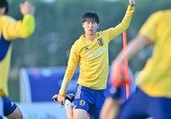 ｢双子やん｣「確かに似てる」元サッカー日本代表MF水野晃樹がクロアチア代表MFルカ・モドリッチに似ていると話題に! 比較画像にはファンから｢どっちもカッコいい｣の声もの画像