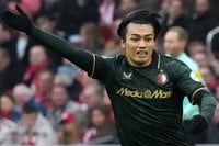 ｢こんな可愛いママおるんか｣日本代表エース上田綺世のモデル妻、韓国発トレンド“ハッシュカット”で美人度アップ｢天才的に似合ってます｣絶賛の嵐