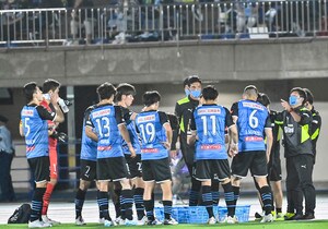 考慮されるべき「温暖化」と「VAR」への対策【J1の上位陣の争いは、なぜ混戦になっているのか】(3)の画像