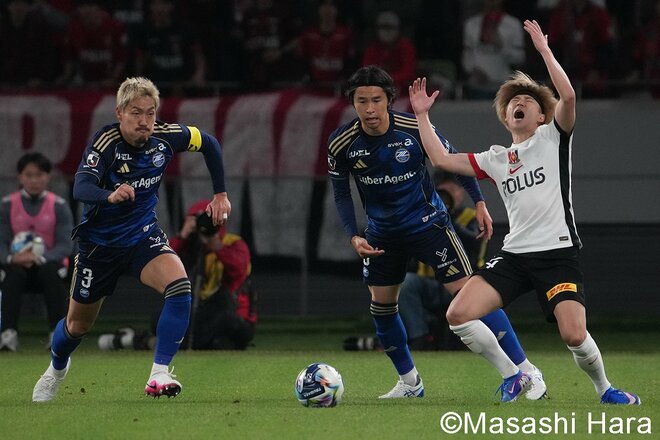 対照的だった試合後の両指揮官の姿！町田vs浦和の国立決戦は町田が“強さ”を証明！W杯落選の相馬勇紀が復帰戦で語った決意【FC町田ゼルビアvs浦和レッズ】激闘PHOTOギャラリーの画像005