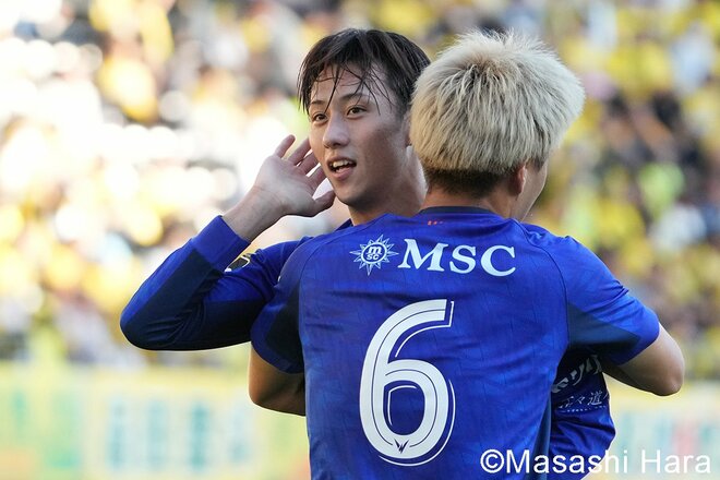 昇格組同士の激戦！ 開始早々に安井拓也が先制弾で歓喜＆保田堅心が土壇場の得点でゴールパフォーマンス！ GK後藤雅明が神セーブ連発で貢献！【ジェフユナイテッド千葉vs V・ファーレン長崎】激闘PHOTOギャラリーの画像009