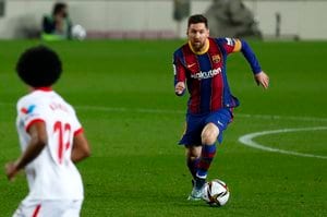 【リーガ分析】バルセロナ「ビッグマッチ大量失点とE・ガルシア獲得失敗」クーマンが直面するセンターバック問題の画像