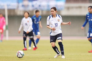 AC長野パルセイロ・レディースMF三谷沙也加が公開した“ユニフォームのオフショット姿”に、「美人やわ」「モデルさん？とか言われない？」とファンの歓喜コメント相次ぐ！ 「ヤバい惚れる」と心を掴む！の画像