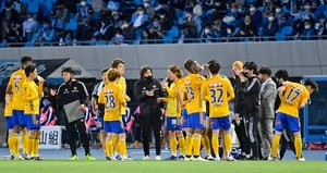 仙台、川崎に無念のドロー！(1)チームを前進させた「原崎コーチの細かな指示」の画像