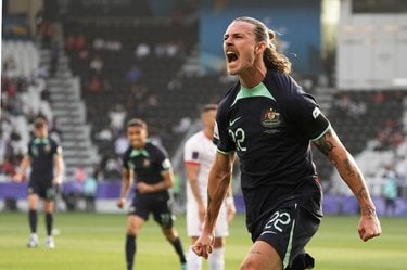 画像・写真：オーストラリア代表ジャクソン・アーバインの1点が決定打