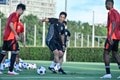 「現役さながらの足捌き」「頼もしい限り」サッカー日本代表の練習に参加した元日本代主将・長谷部誠コーチの動きにファン興奮！ 長友佑都ら現役選手と一緒に鳥かごで魅せたの画像006