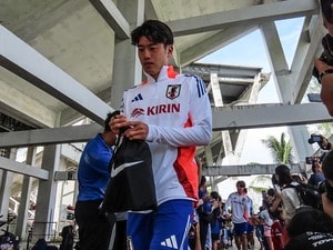 【久保建英＆鈴木唯人のパリ世代がミャンマー戦で見せるべきもの(2)】香川真司と重なる成長株・鈴木唯人の代表定着は……森保監督も久保とのコンビに「相手の圧力となる」と期待の画像