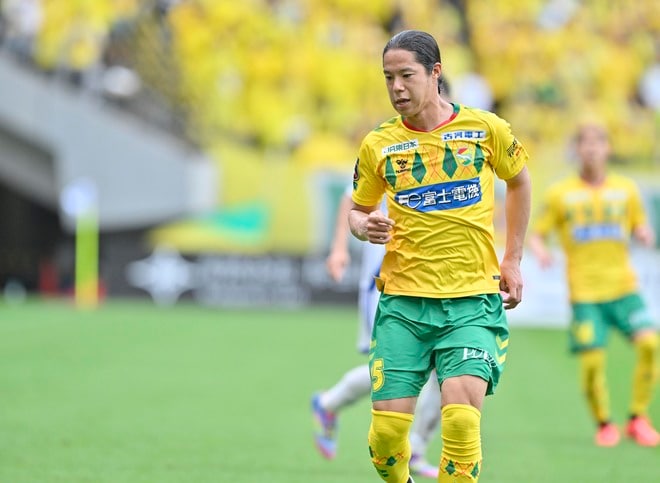【試合アルバム】ジェフユナイテッド千葉のベガルタ仙台戦でのプレー写真49枚！「ジェフユナイテッド千葉ーベガルタ仙台」の画像024