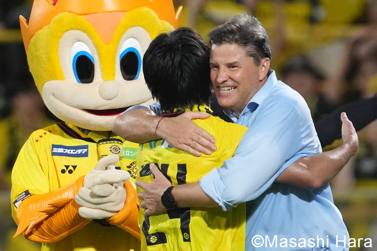 柏と京都｢4ゴール勝利｣が示すJ1優勝争いの行方(3)上位6チームが｢勝点2