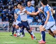 2016年 横浜F・マリノスユニフォーム 背番号25前田直輝 2016年 横浜F・マリノスユニフォーム 背番号25前田直輝