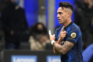 インテルのラウタロ・マルティネスが「圧巻のハットトリック」!「裏抜け・間受け・ニア飛び込み」3パターンの得点で勝利に貢献!【動画】の画像